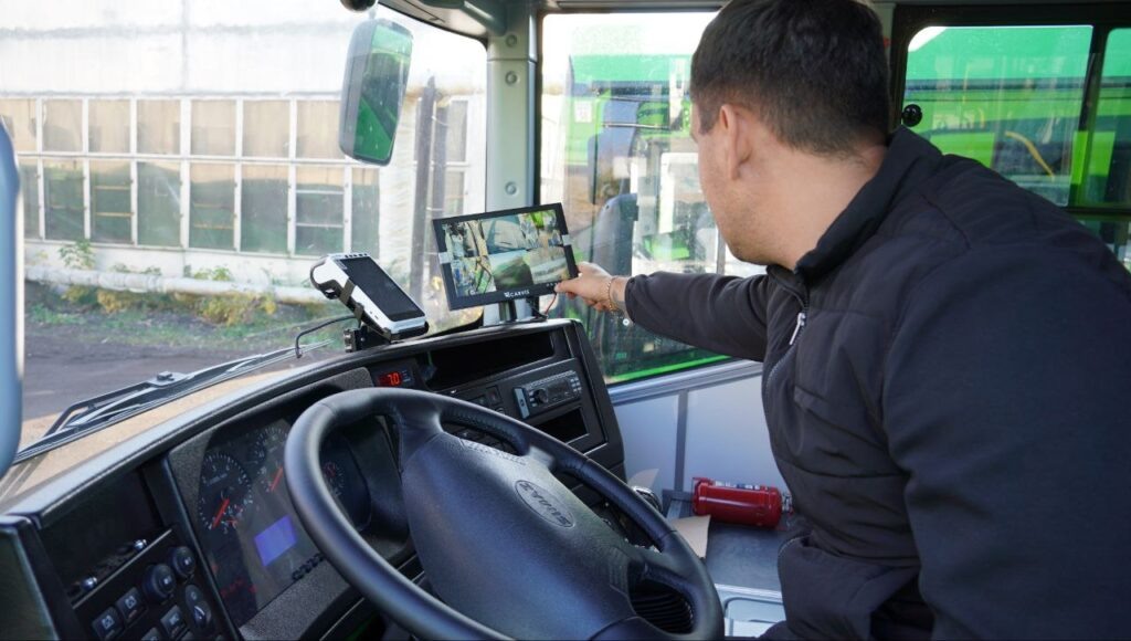     В Оренбурге прибыли 35 новых автобусов «СИМАЗ» Оренбуржье
📷    В Оренбурге прибыли 35 новых автобусов «СИМАЗ» Оренбуржье
📷    В Оренбурге прибыли 35 новых автобусов «СИМАЗ» Оренбуржье
📷    В Оренбурге прибыли 35 новых автобусов «СИМАЗ» Оренбуржье
