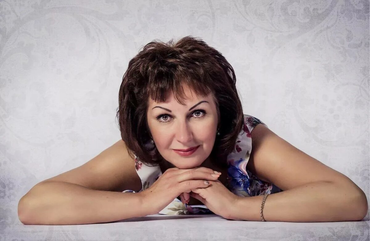 Для иллюстрации. Это не Ана, просто женщина из интернета. Слегка похожа даже