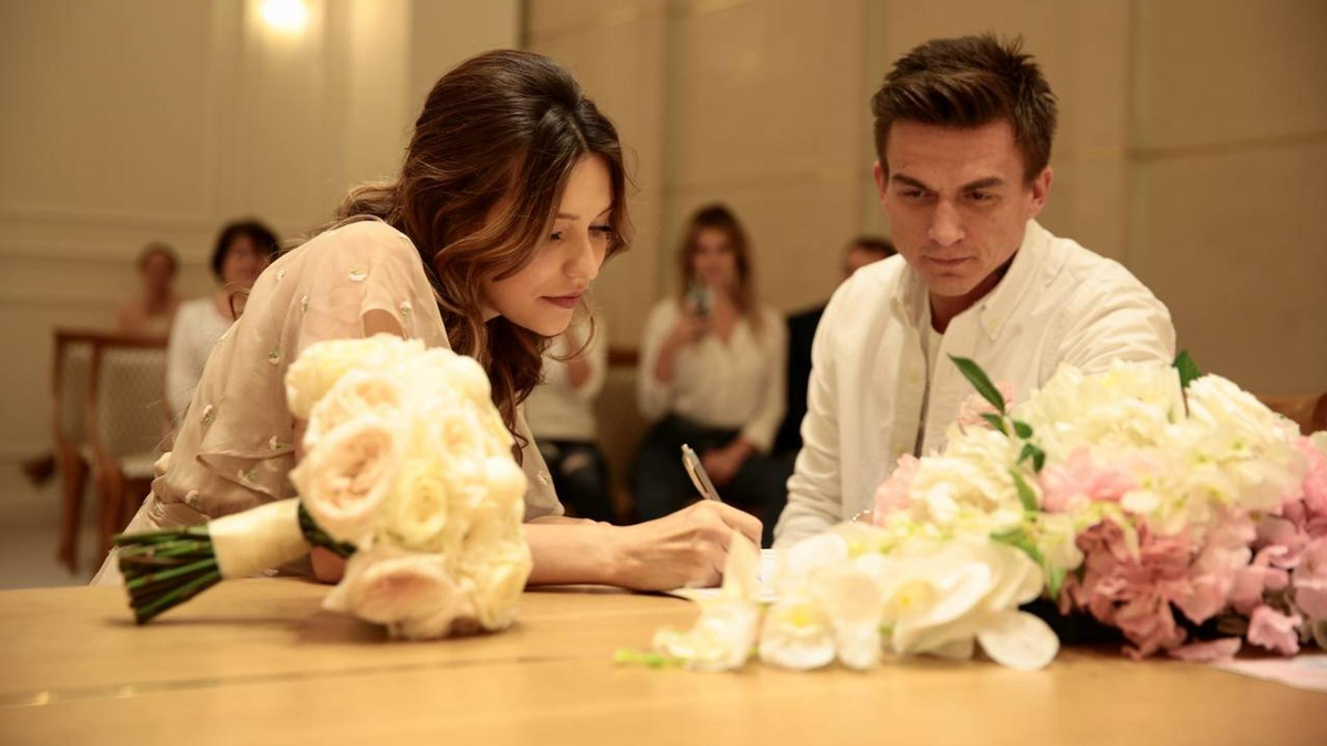    Регина Тодоренко и Влад Топалов. Фото: ТГ-канал todorenkoregina