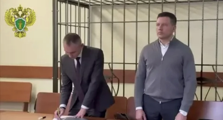 Бывший мэр Миронов в суде. Фотография из интернет