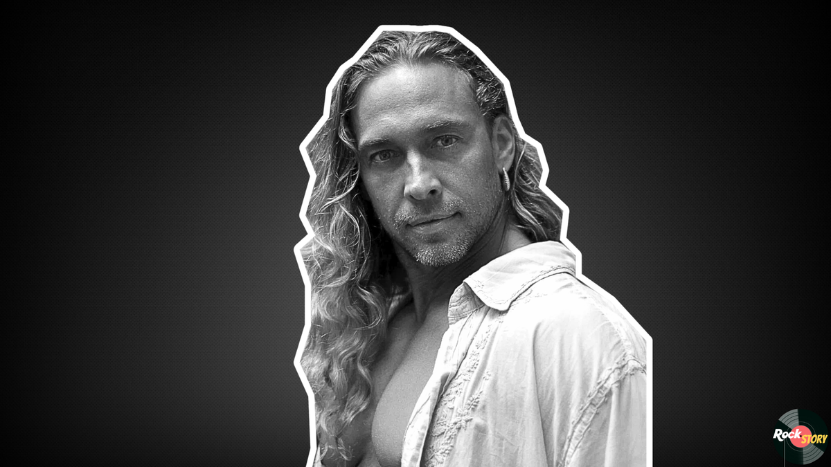 На фотографии: Сергею Глушко