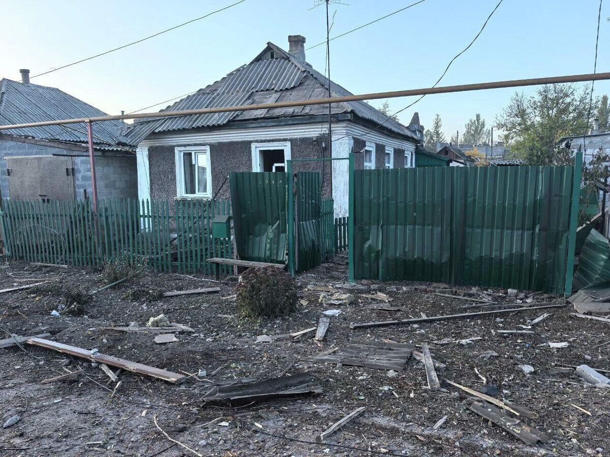    Последствия обстрела ВСУ города Ясиноватая в ДНР© Фото : Глава Ясиноватского МО/Telegram