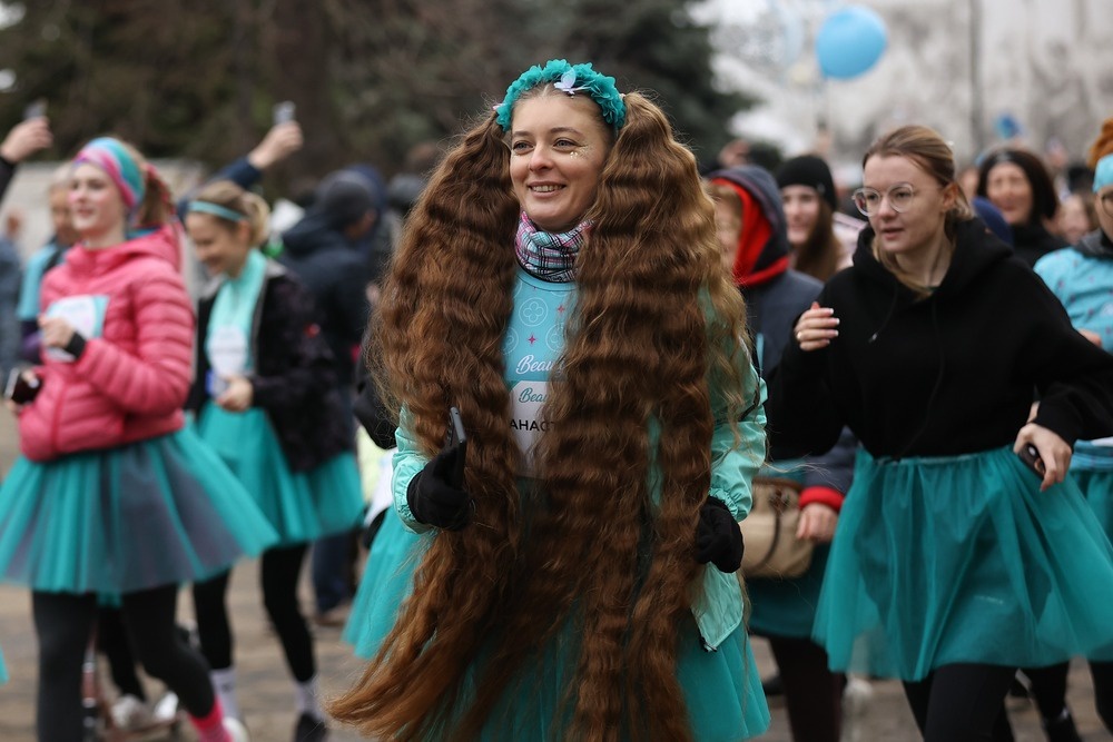    Мечта о красивых волосах скоро может сбыться абсолютно у всех. / РИА Новости