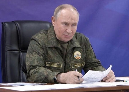    Путин призвал к гуманному обращению с пленными украинскими военными, окружёнными в Купянске и Покровске