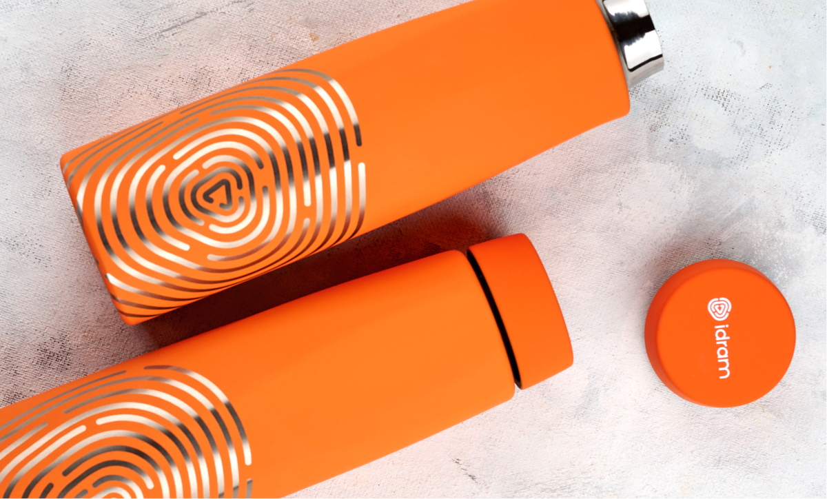 Круговая гравировка на Бутылки Soft touch