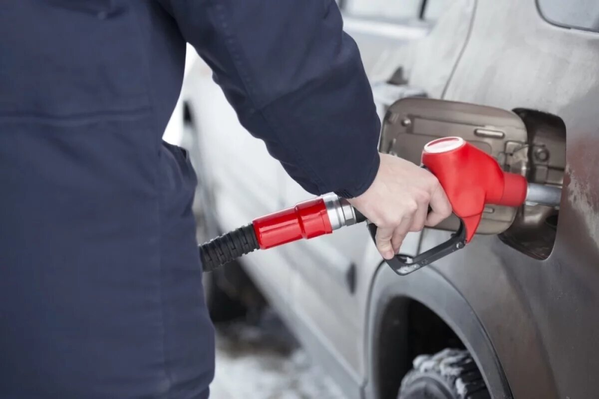    Использование некачественного бензина угрожает безопасности водителей.