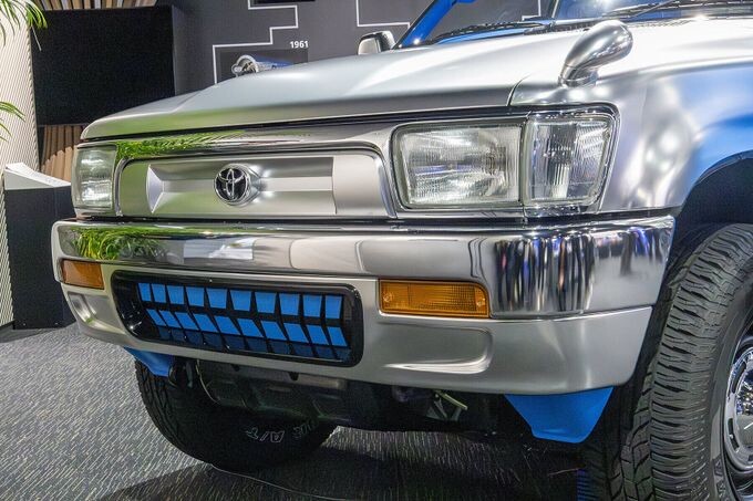 Шоу-кар на базе Toyota Hilux Surf 90-х годов