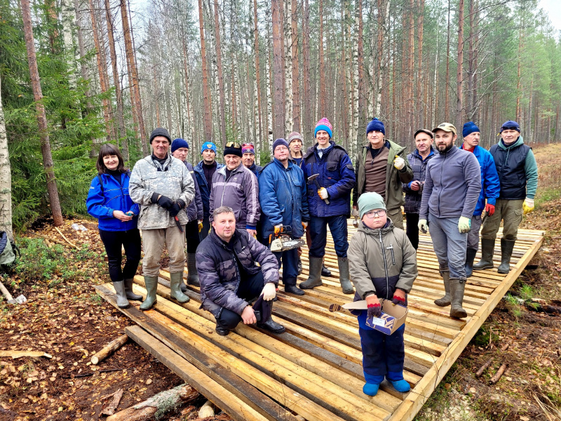    Новый мост сделали энтузиасты на лыжной трассе в ПетрозаводскеТрасса Фонтаны Петрозаводск