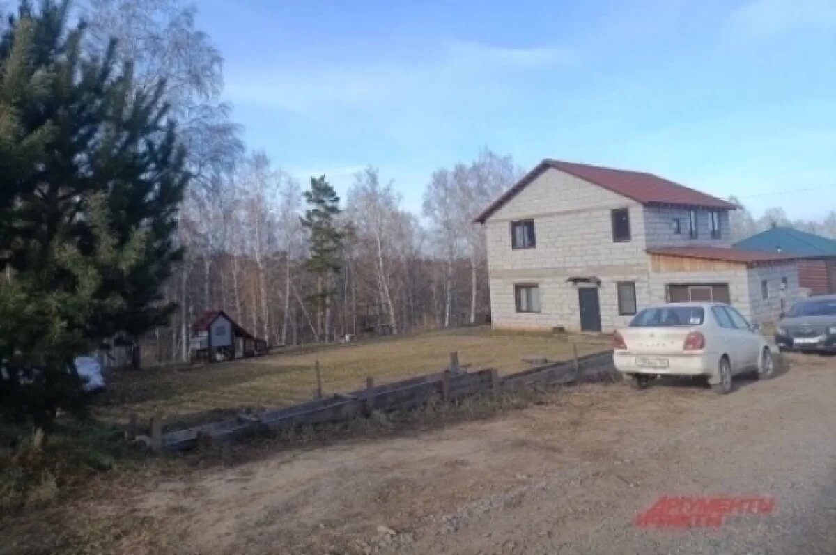    Дом, где проживает семья погибшего от своры собак мальчика