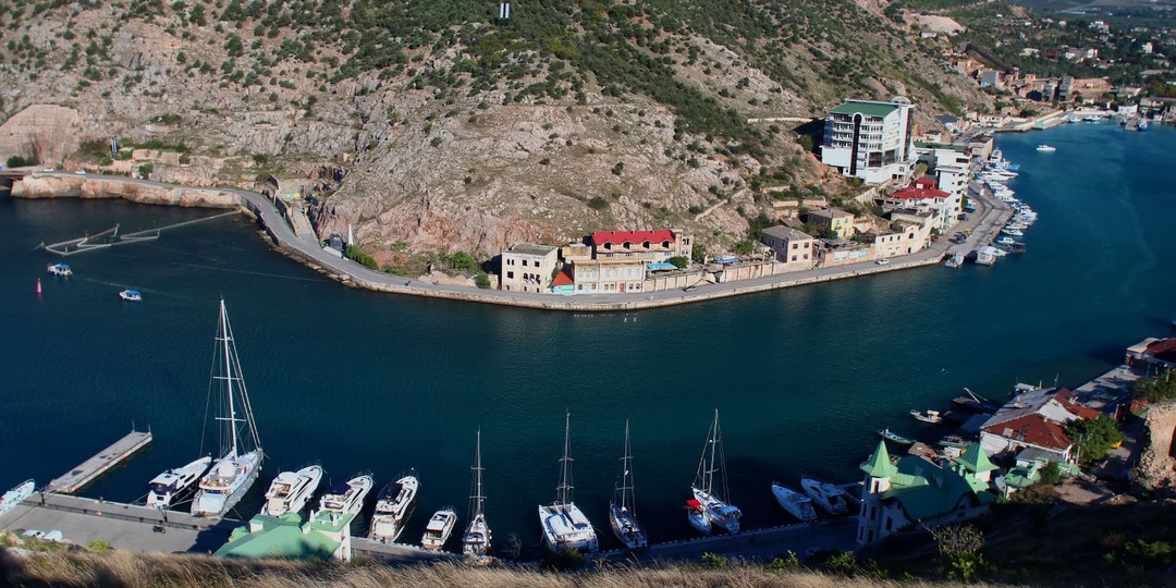 Балаклава. История бухты символов. Так красиво, будто не в Крыму