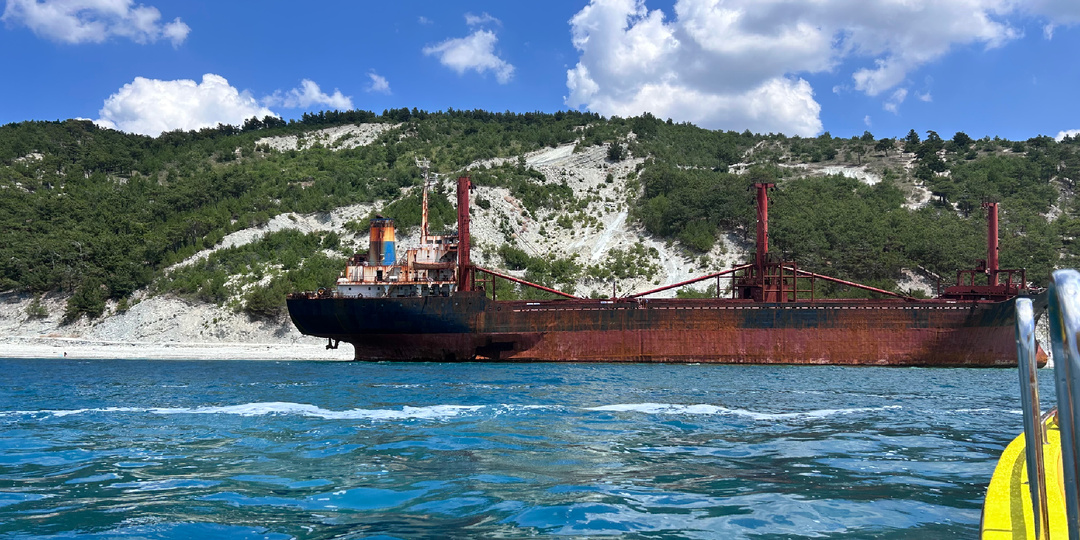 «Рио». История одного корабля, выброшенного на берег Чёрного моря