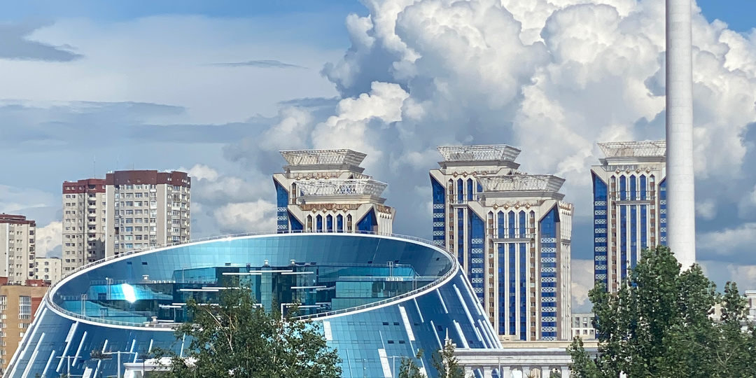 Центр Евразии и ответка с варенкой (Казахстан)