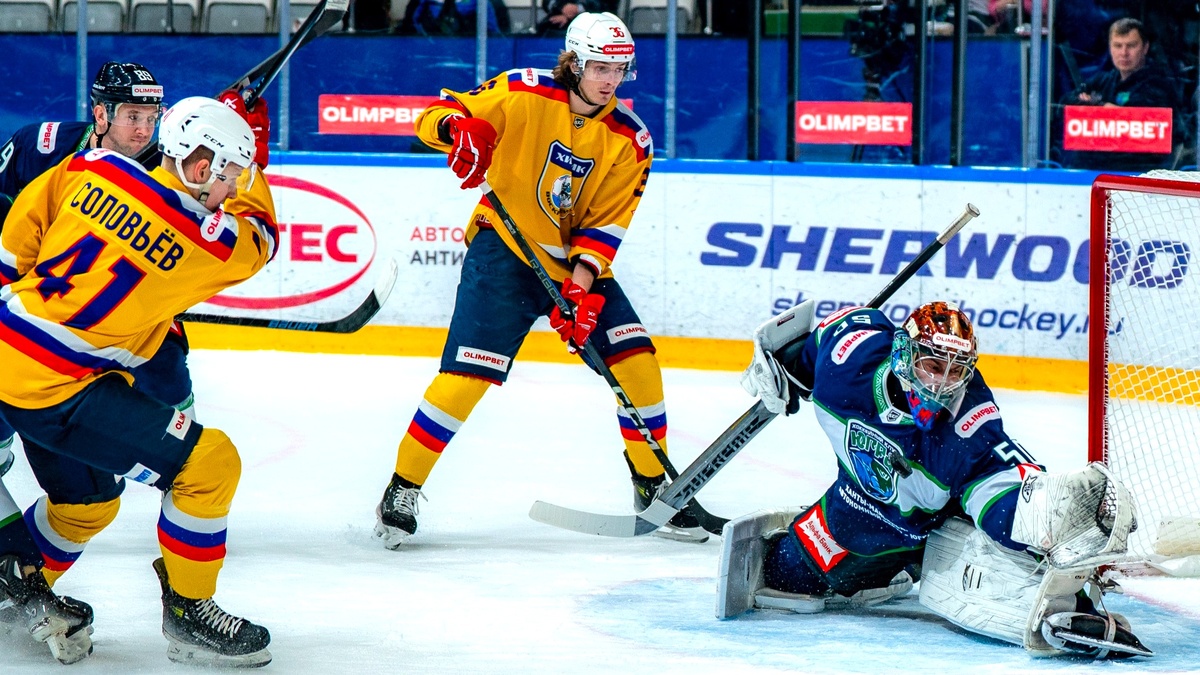    ХК «Югра» уступила воскресенскому «Химику» на домашнем льду
