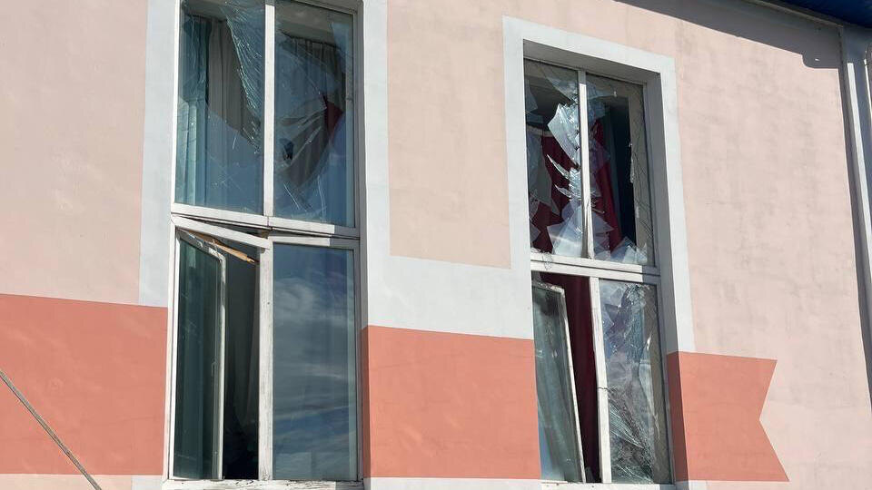     Десять человек ранены при атаке ВСУ по поселку Маслова Пристань t.me/Настоящий Гладков