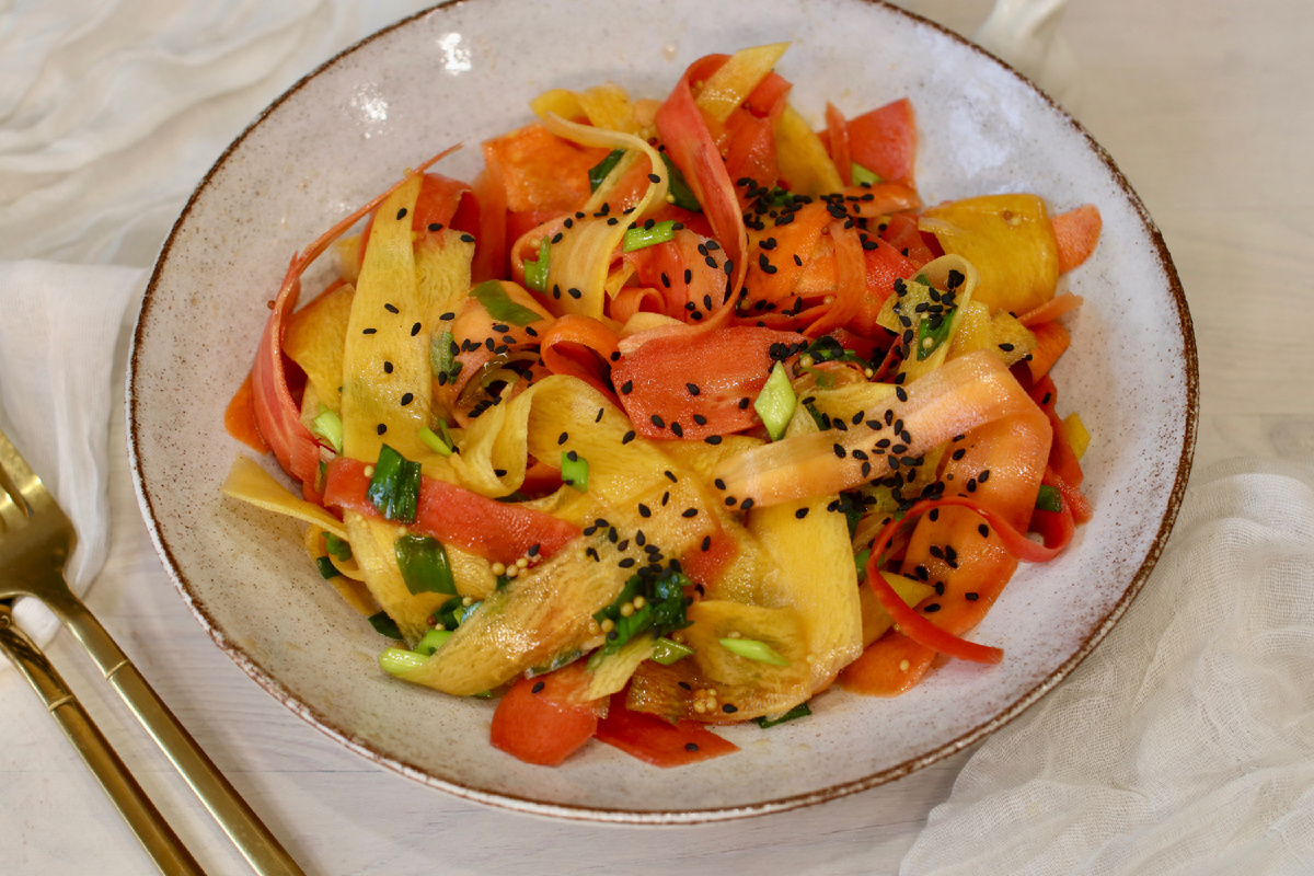 Салат из моркови