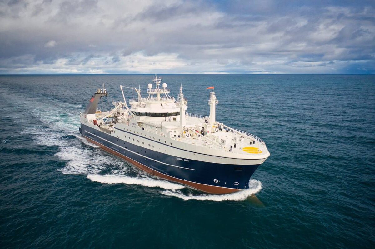 БМРТ "Механик Сизов" на ходовых испытаниях в акватории Финского залива.