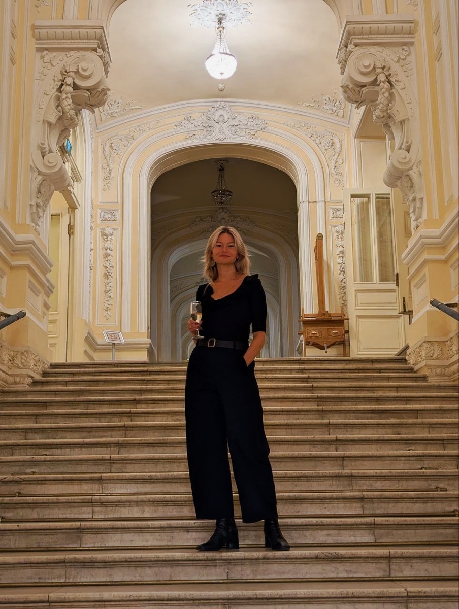 Фото автора канала со спектакля «Торговцы резиной» 21 октября 2025 года