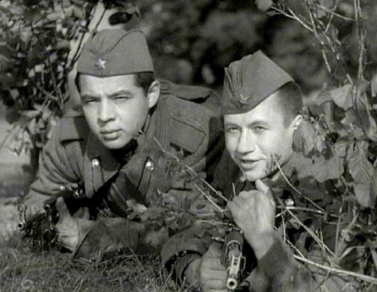 С Леонидом Быковым в фильме "Максим Перепелица", 1955 год