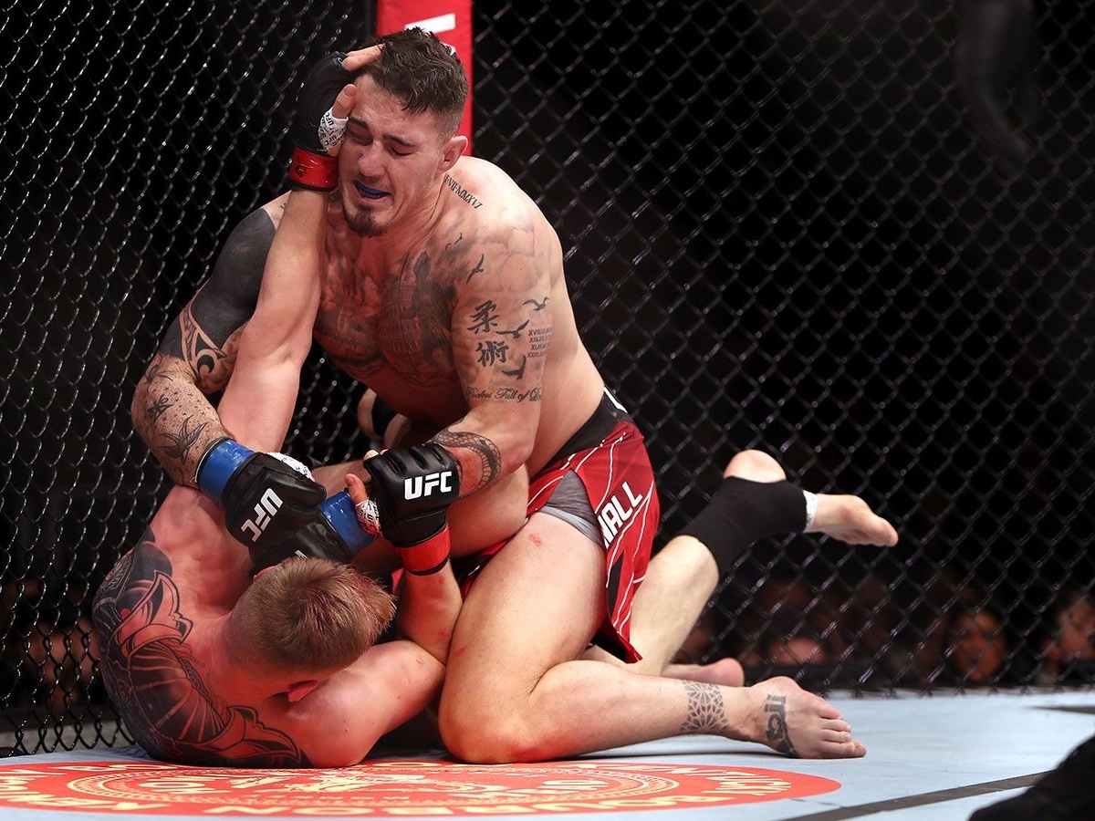     Том Аспиналл и Александр Волков