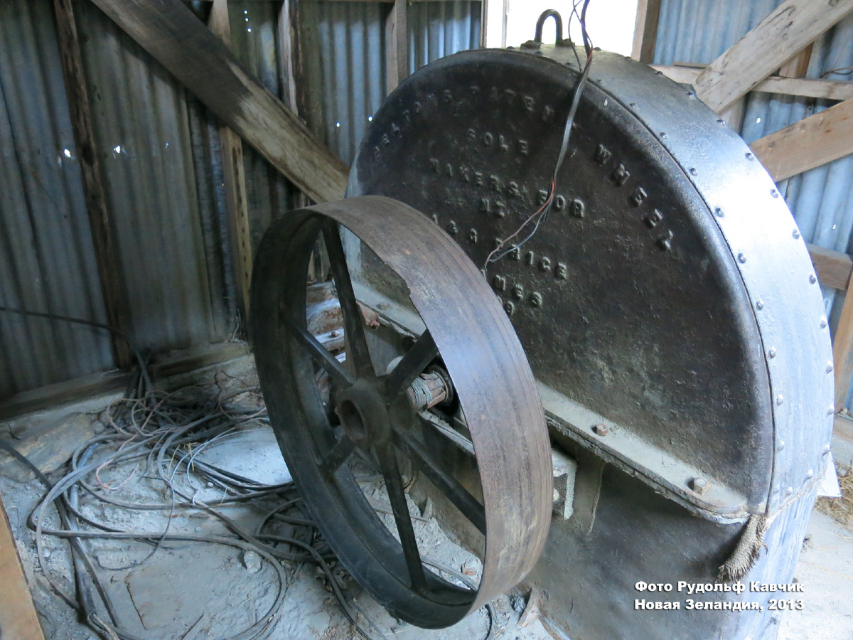 Первая в Новой Зеландии электростанция. Фото автора. 