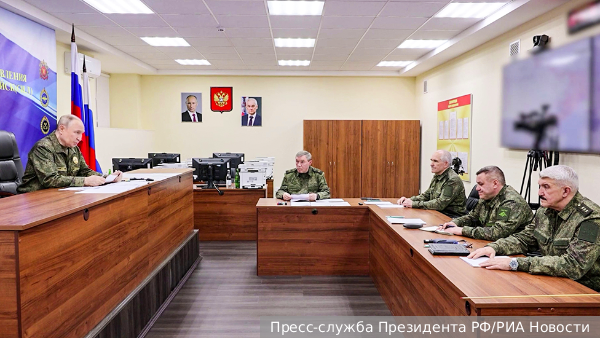     Фото: Пресс-служба Президента РФ/РИА Новости   
 Текст: Евгений Поздняков