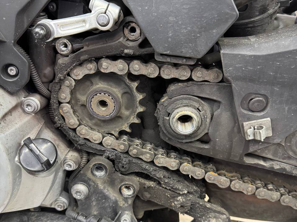 Пространство ведущей звезды до очистки. Листайте дальше