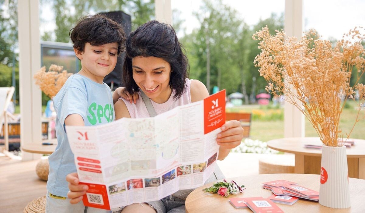     Москвичи. Источник: mos ru Автор фото: Пресс-служба Мэра и Правительства Москвы