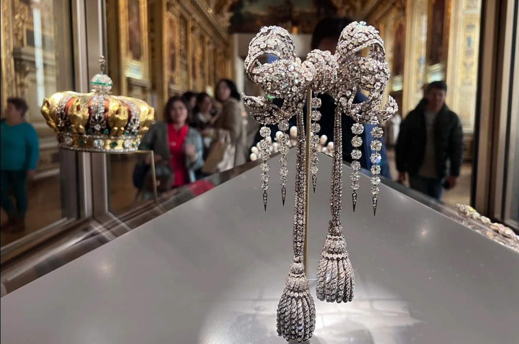 Бант императрицы Евгении. Из открытых источников