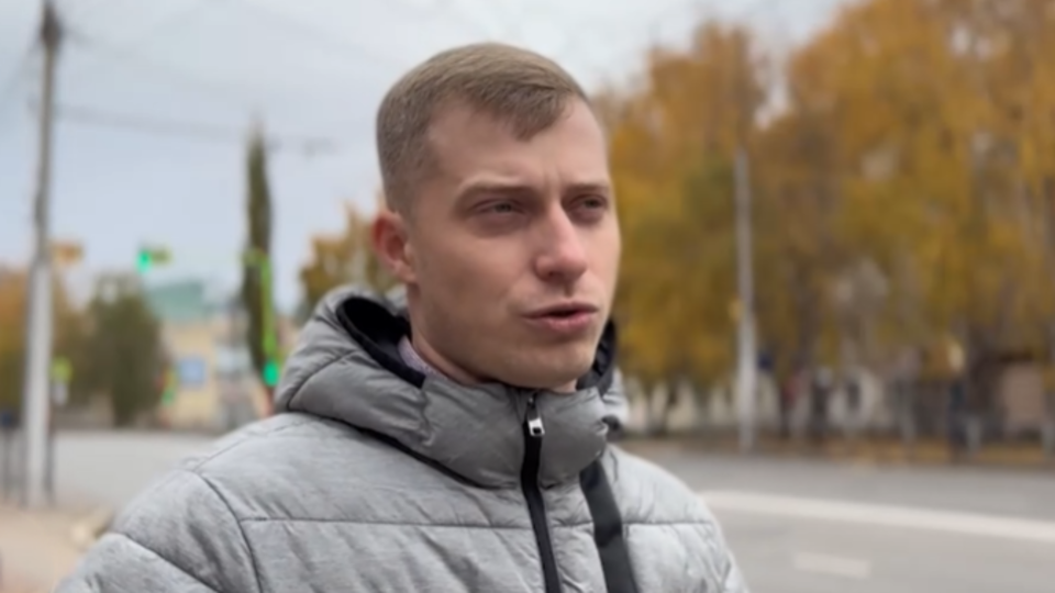 Мужчина спас умиравшую от отека Квинке соседку и лишился прав