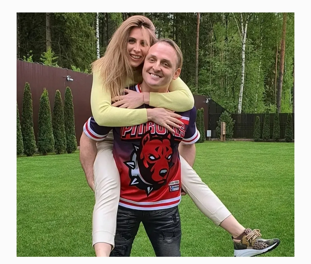 Аскольд с женой