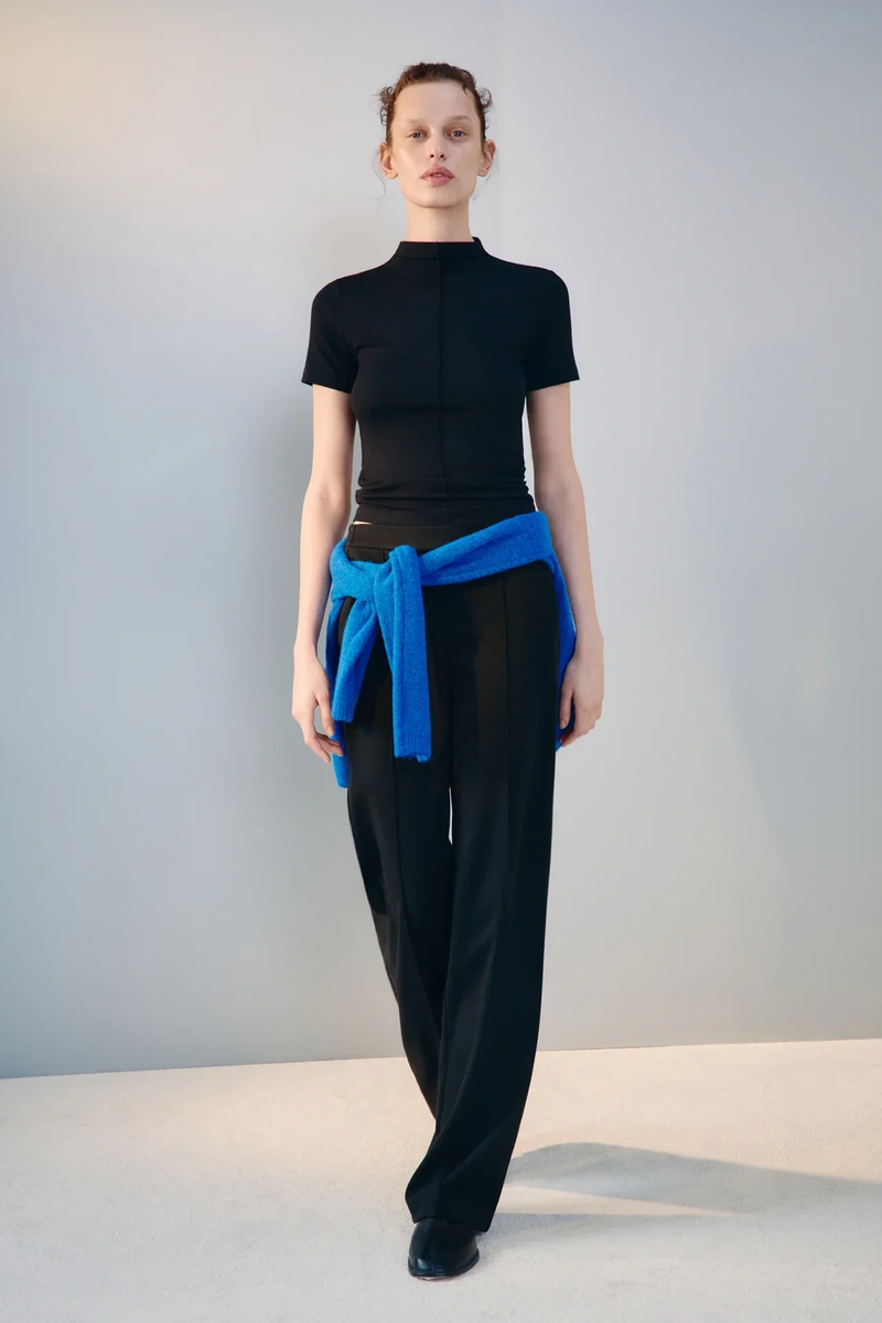 Прямые брюки со стрелками