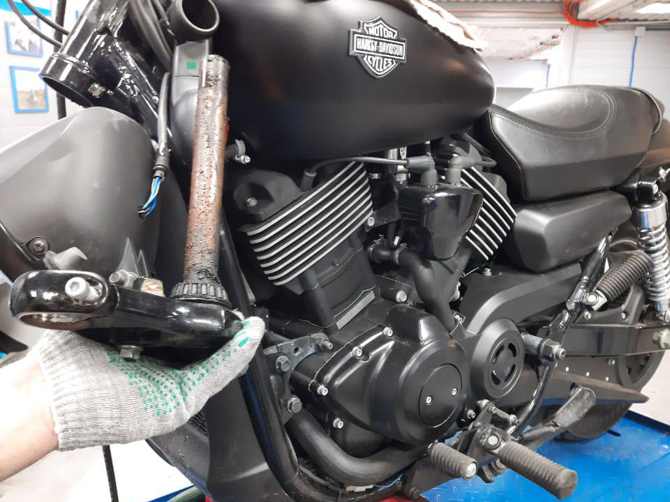 Убитые подшипники Harley-Davidson. Листайте далее