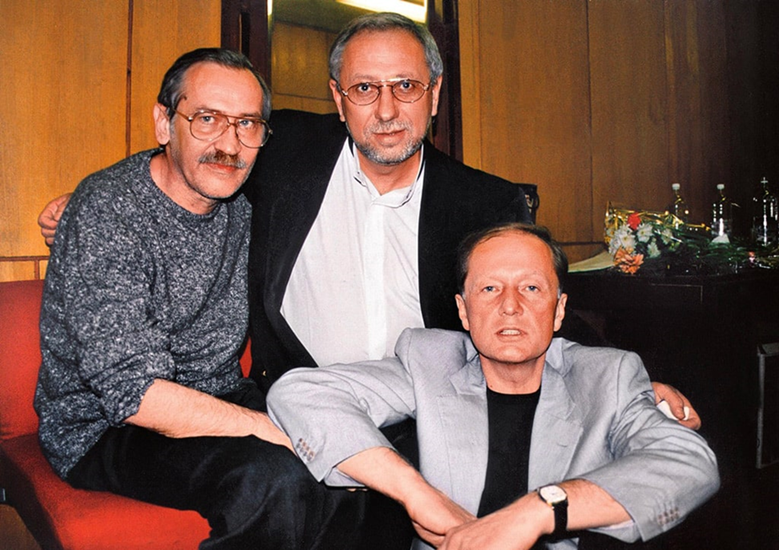 Друзья юности много лет спустя.