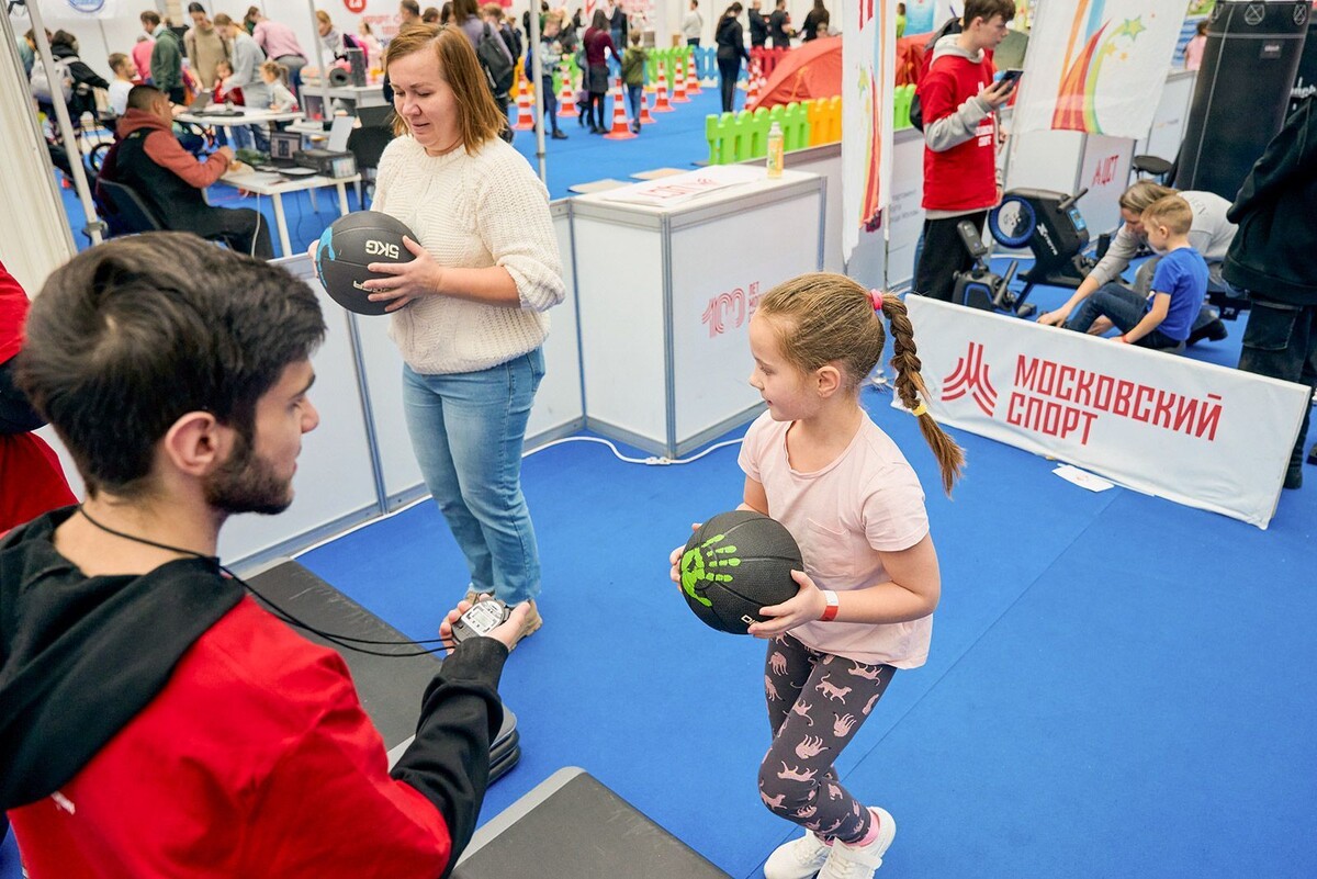    Семейный фестиваль «Спортлэнд» приглашает в Гостиный Двор