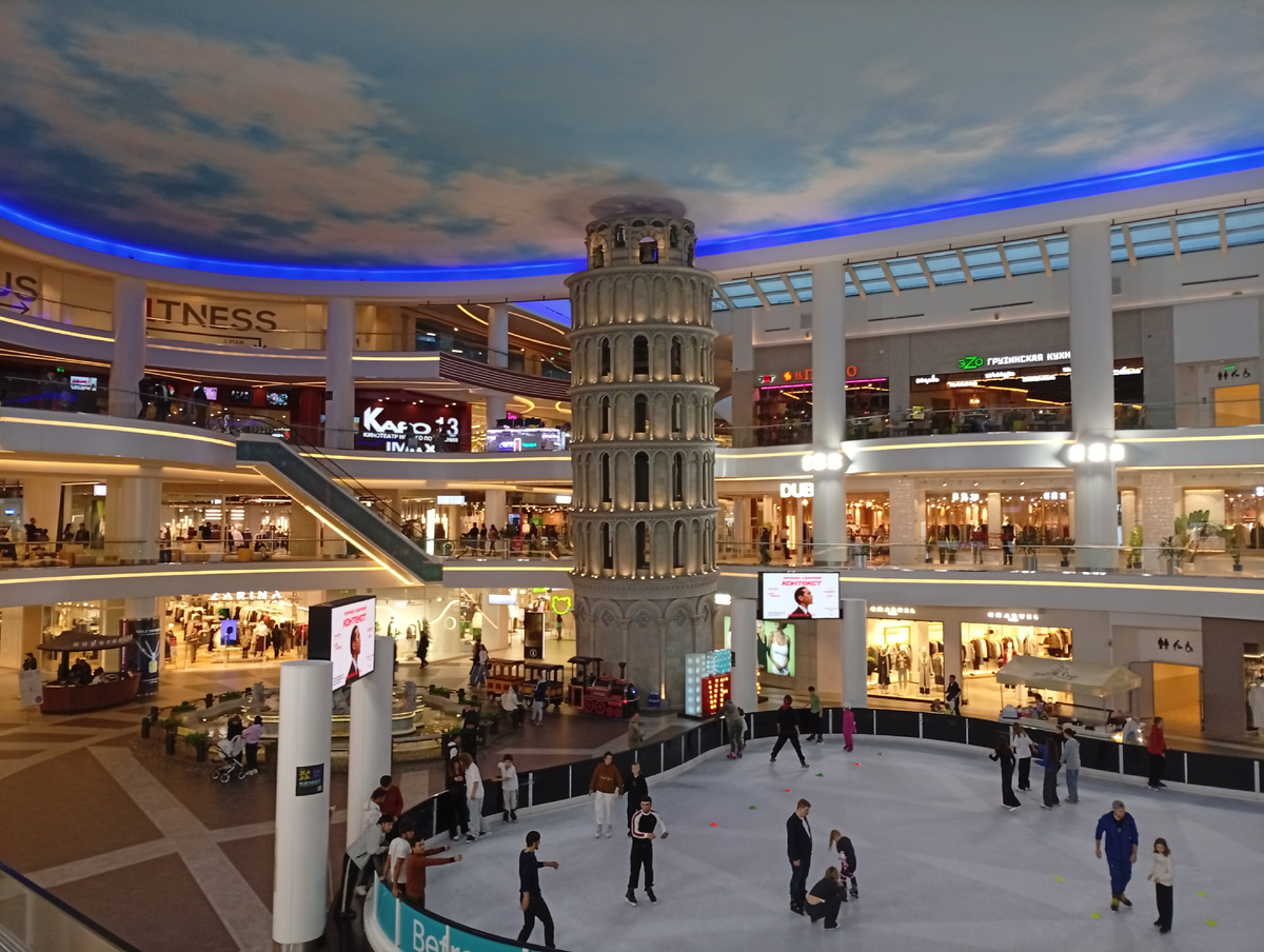 ТРЦ Вегас Кунцево. Фото мое