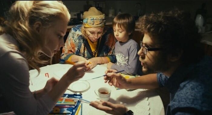 Кадр из фильма "Дневник мамы первоклассника"