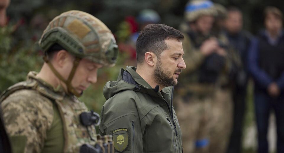 «Резервы тают». Командиры ВСУ молят уходить. Что на самом деле случилось под Купянском и Покровском?