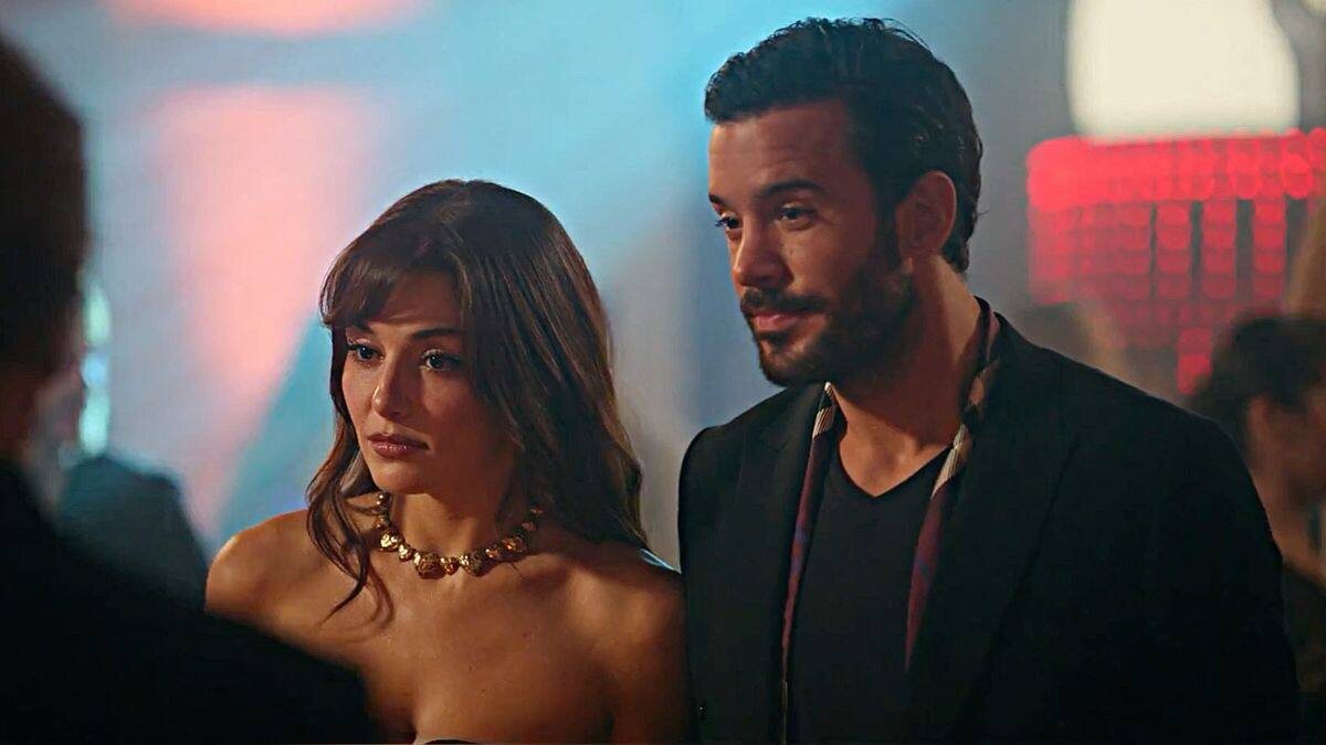 Стоп кадр из сериала «Любовь и слёзы»