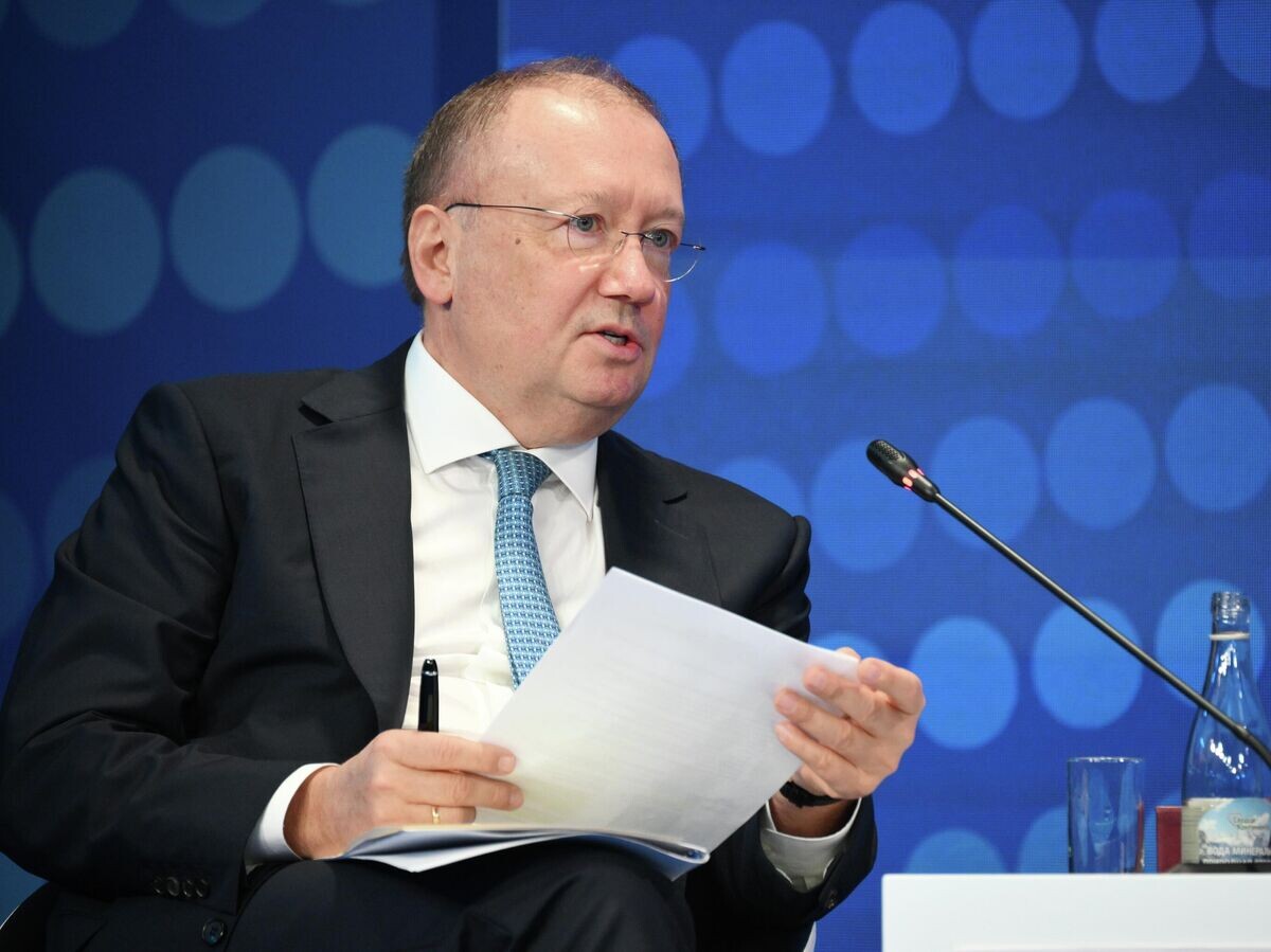    Заместитель генерального директора медиагруппы "Россия сегодня" Александр Яковенко на ПМЭФ-2025© РИА Новости / Владимир Астапкович