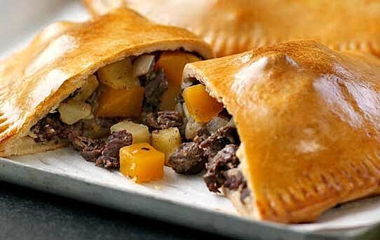 Фото: Great British Bake Off Cornish pasties Recipe Pasties recipes,... ru.pinterest.com