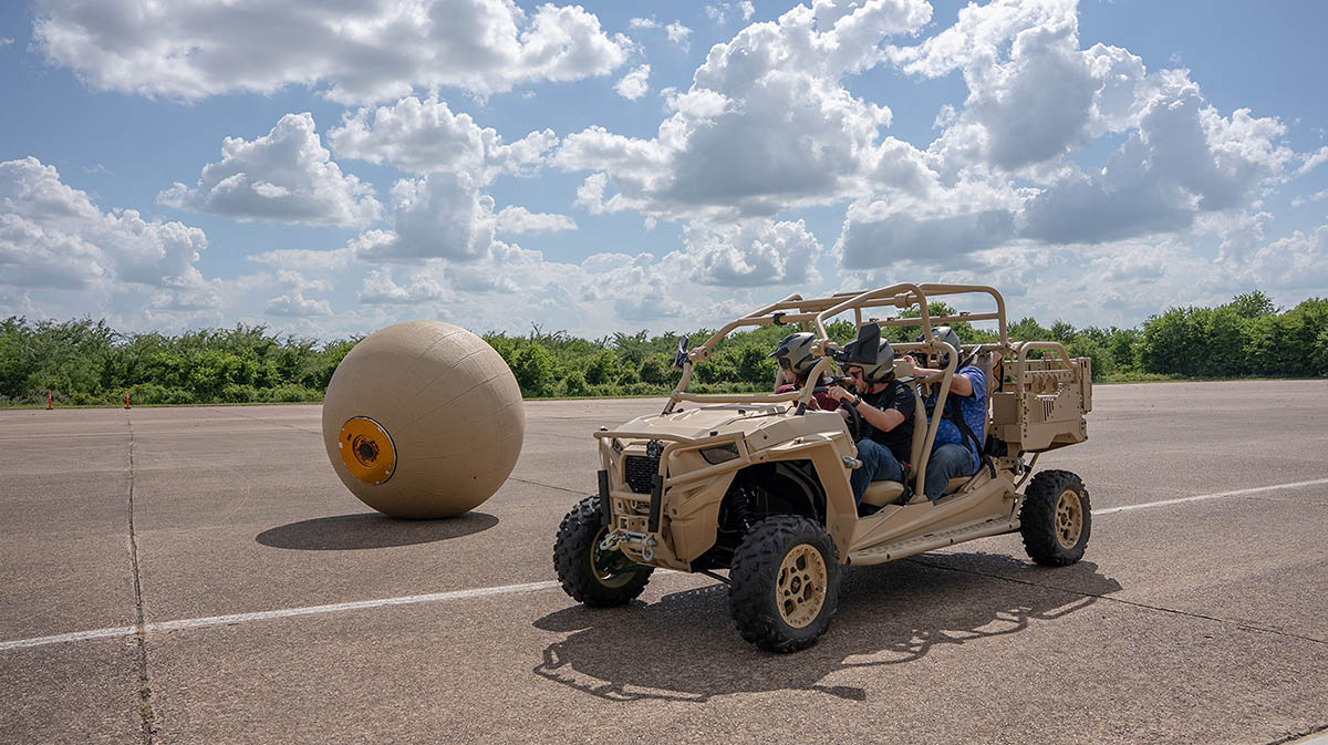 ©Emily Oswald/Texas A&amp;M Engineeri/Ferrari Press/East News