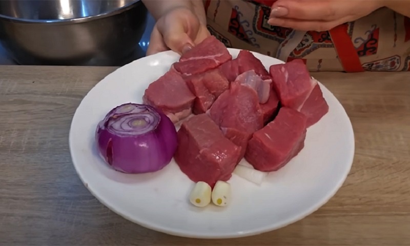 Домашние пельмени с тонким тестом: мягкие, сочные, без лишних хлопот