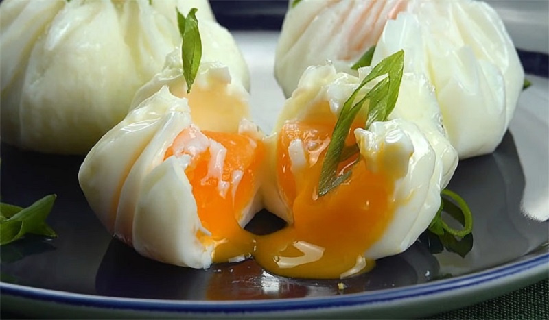 Готовим яйца особым способом – можно подать даже на праздничный стол