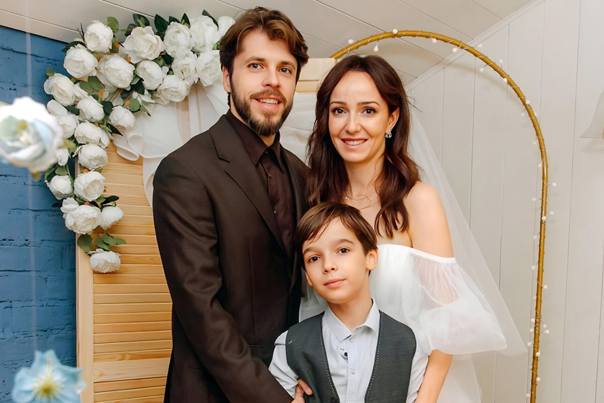 Валерия Ланская, Марк Дорбский и сын Артемий. Фото: соцсети.