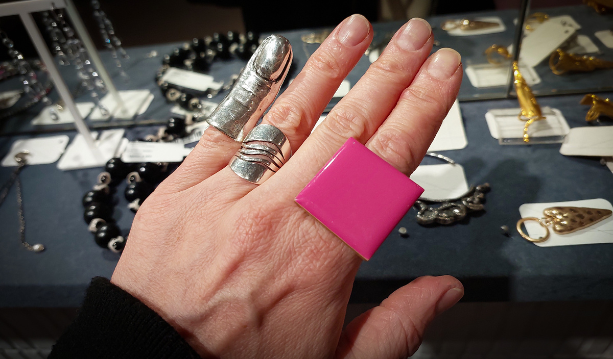 Украшения из 47store - это всегда стиль)) Есть странное, но мы такое любим)