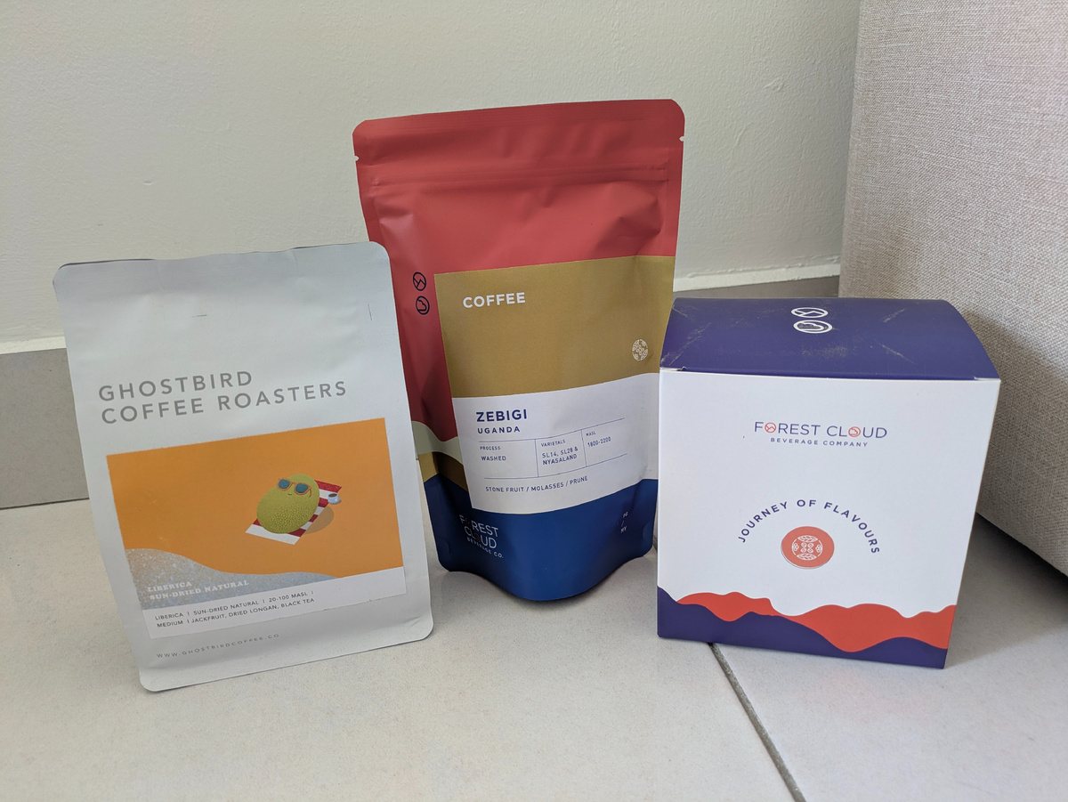 2 малайзийских обжарщика, но слева именно с местным зерном.