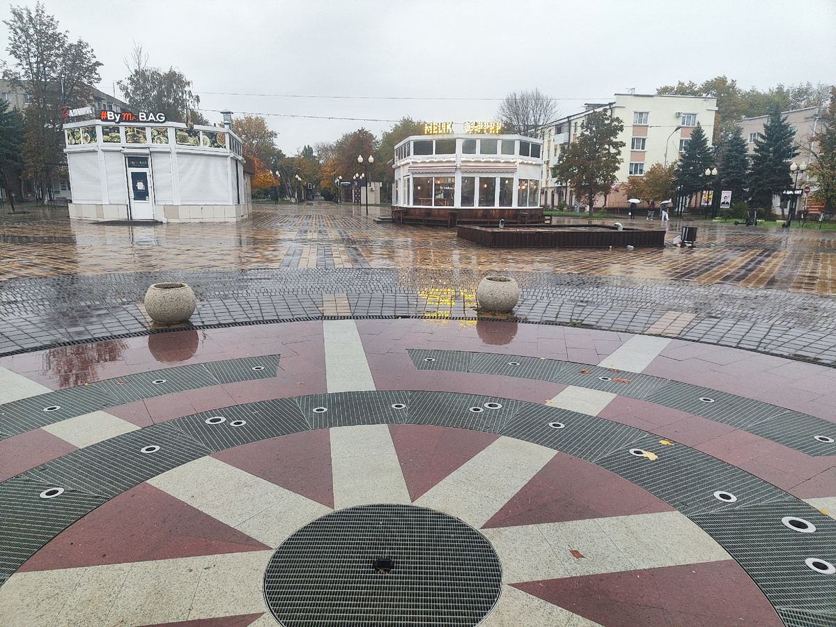 Улыбаясь и плача, сердечный...