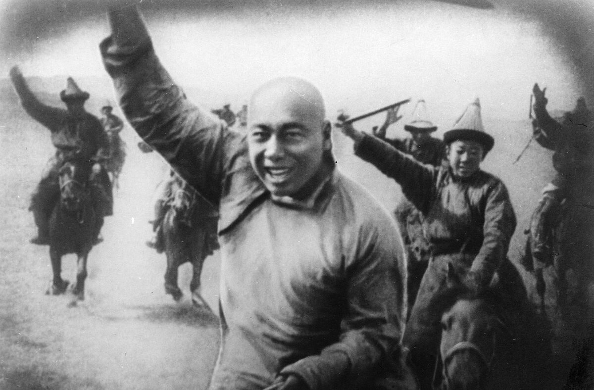 Режиссёр: Всеволод Пудовкин. 1928. СССР.