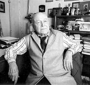 Николай Кузьмич Верещагин (21 ноября 1908, Череповецкий уезд, Новгородская губерния — 27 октября 2008, Санкт-Петербург) — советский и российский зоолог, палеонтолог, биолог-охотовед, специалист в области мамонтологии, доктор биологических наук (1954), профессор (1970), заслуженный деятель науки Российской Федерации