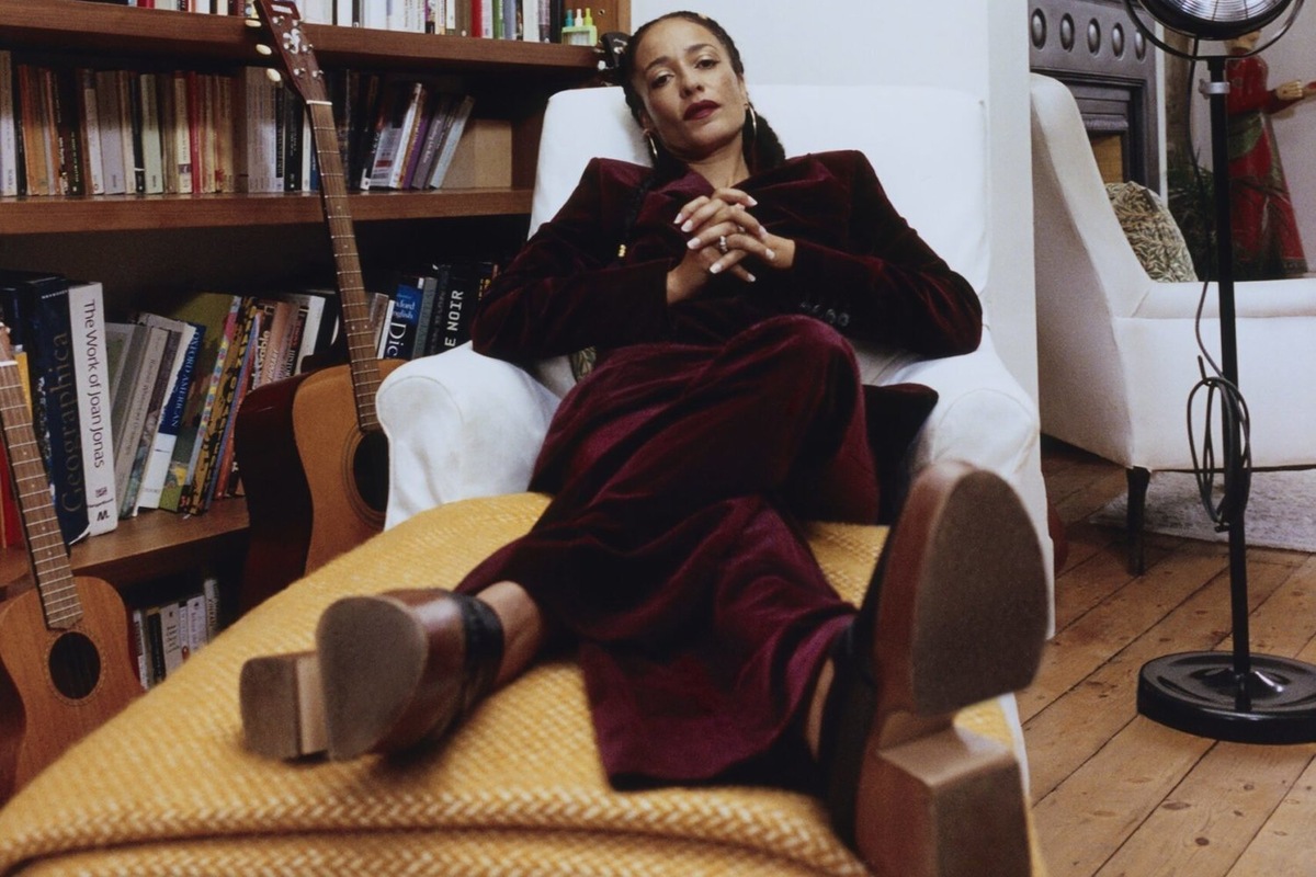   скриншот с сайта Interview Magazine